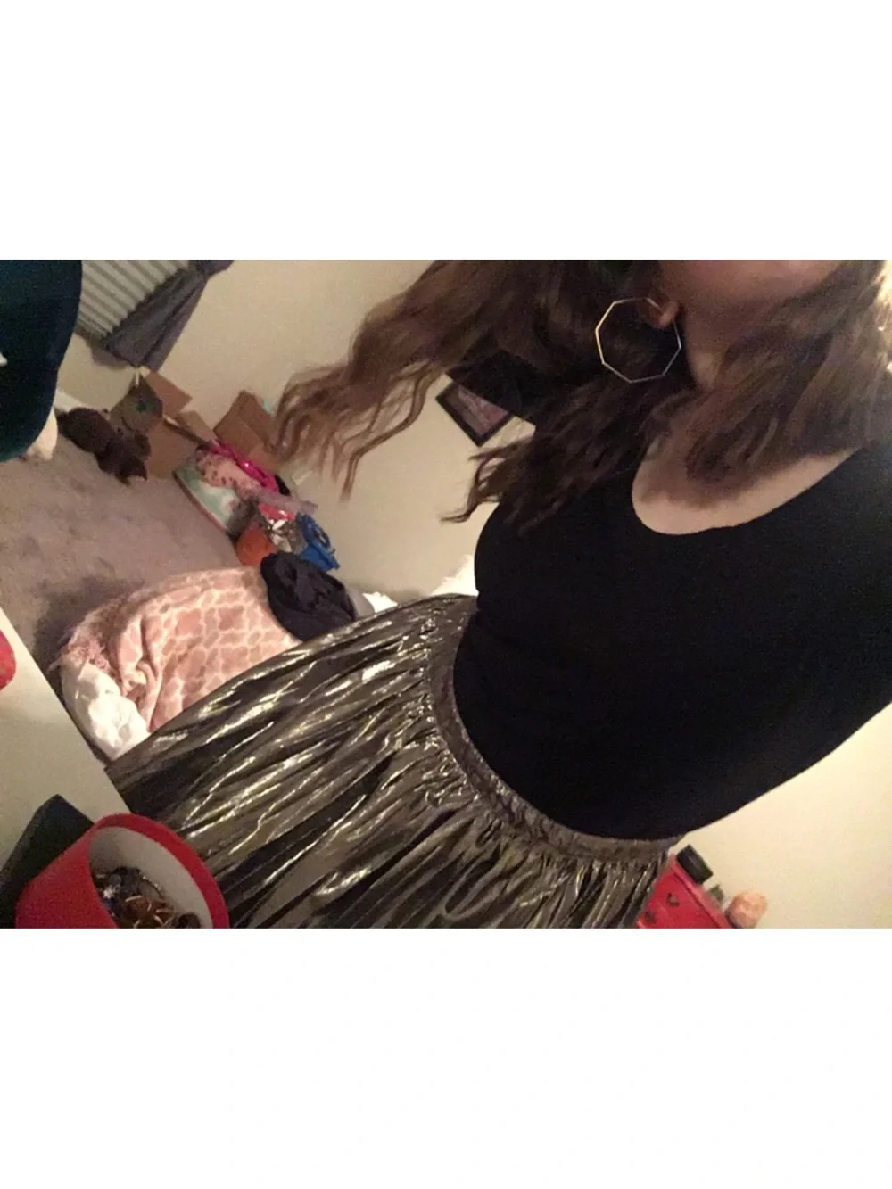 Metallic Pleated Midi Skirt - Picture 4 of 4